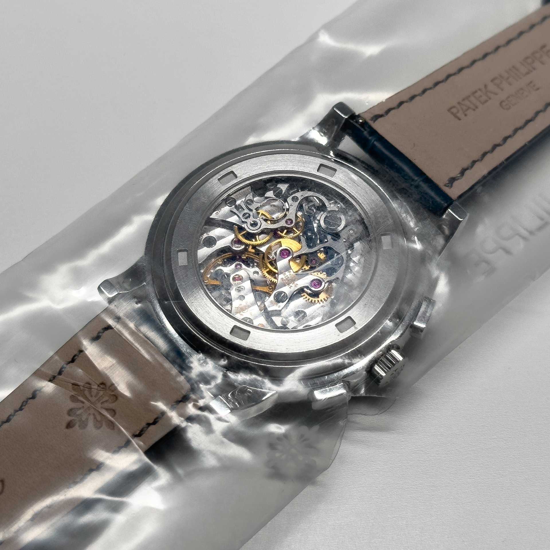 Patek Philippe 5060P-001-5.jpg