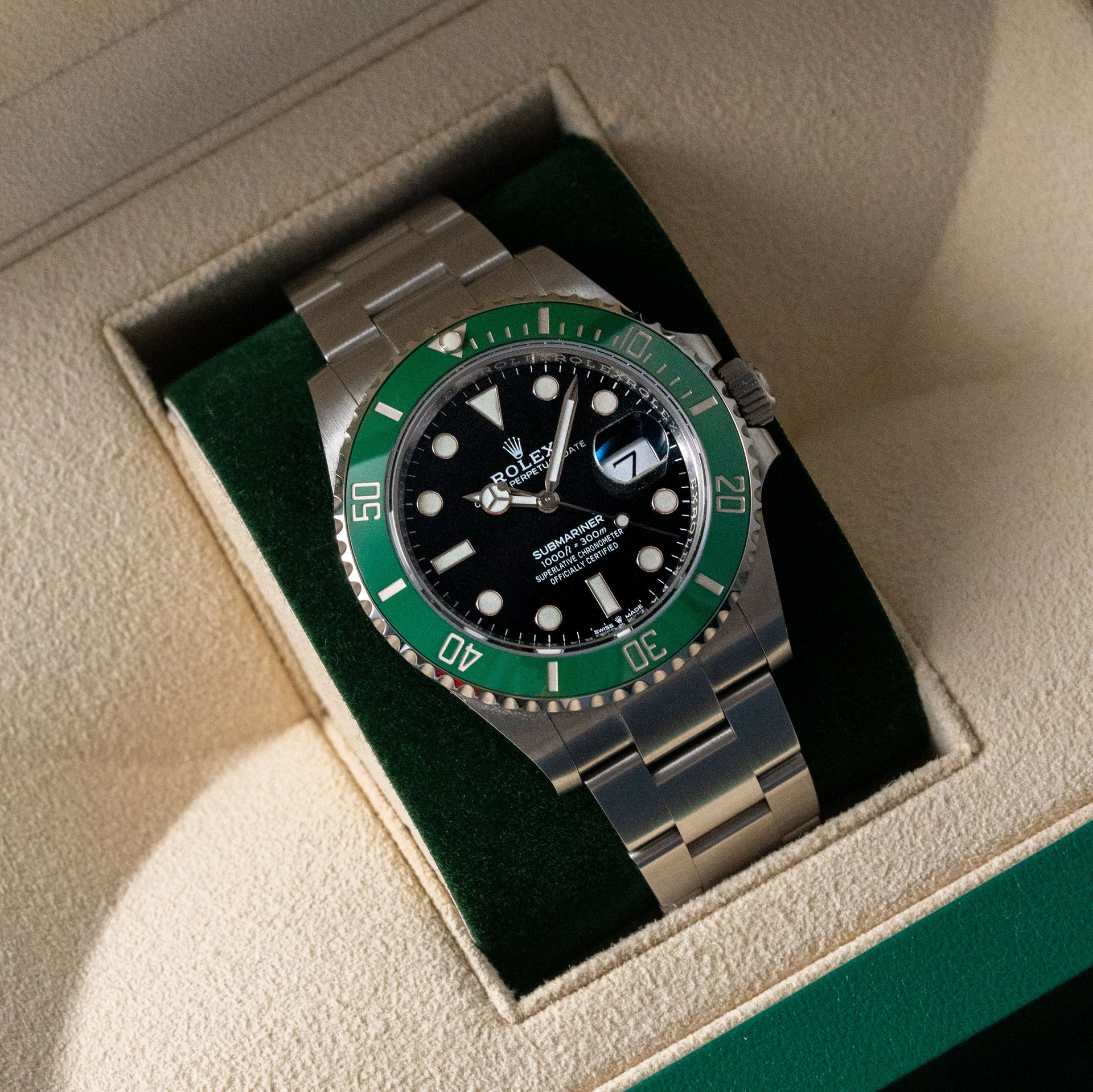 Rolex Submariner Date Oyster 126610LV (2022)-10.jpg