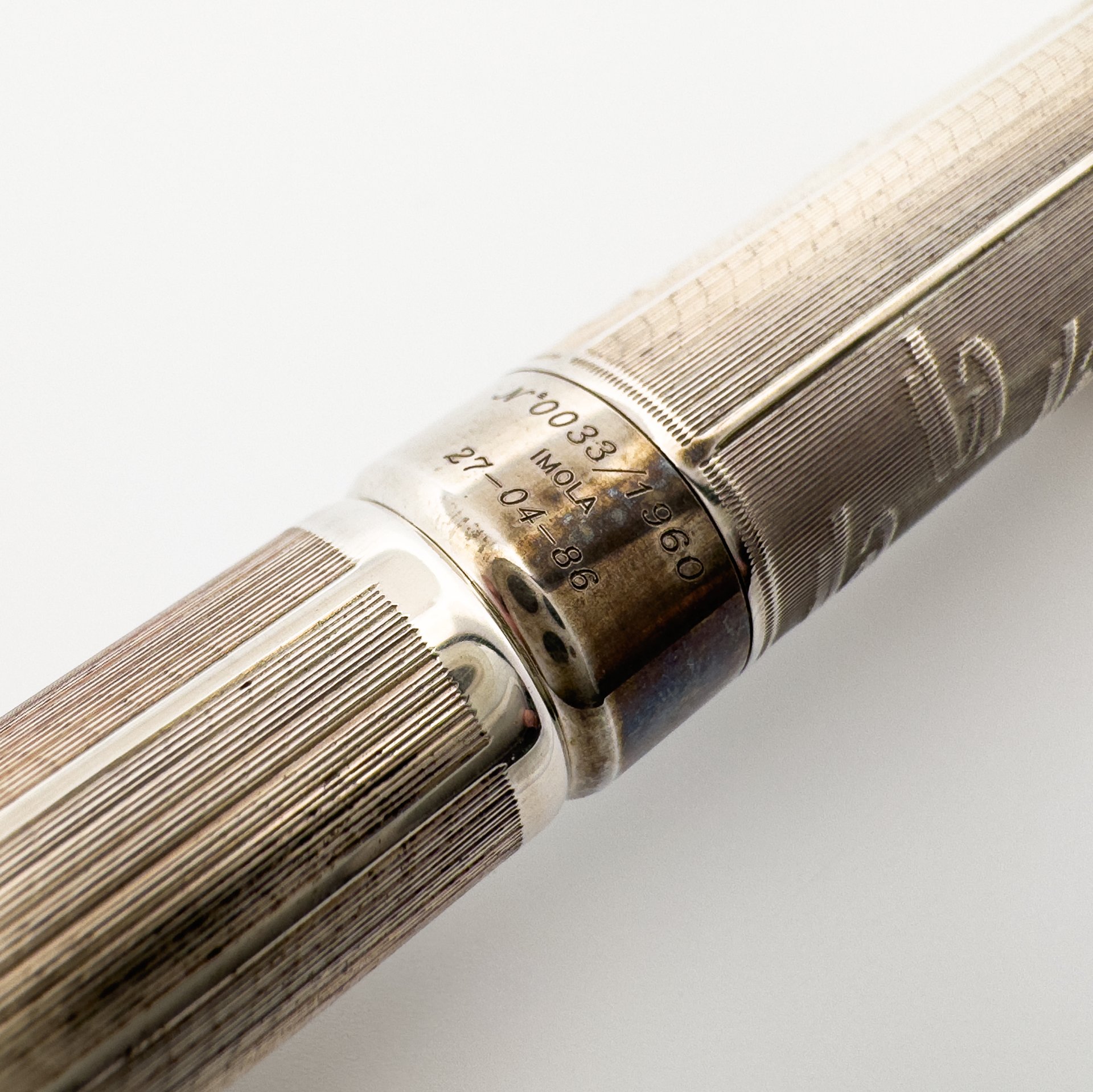 2-Montegrappa Tribute to Ayrton Senna Fountain Pen Silver-8.jpg