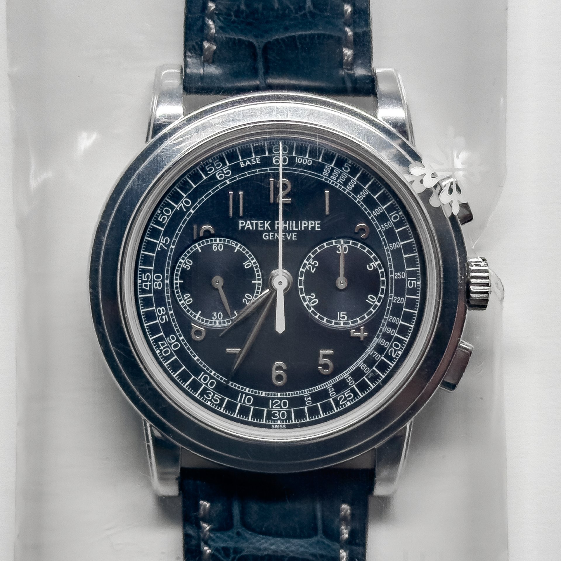 Patek Philippe 5060P-001-1.jpg