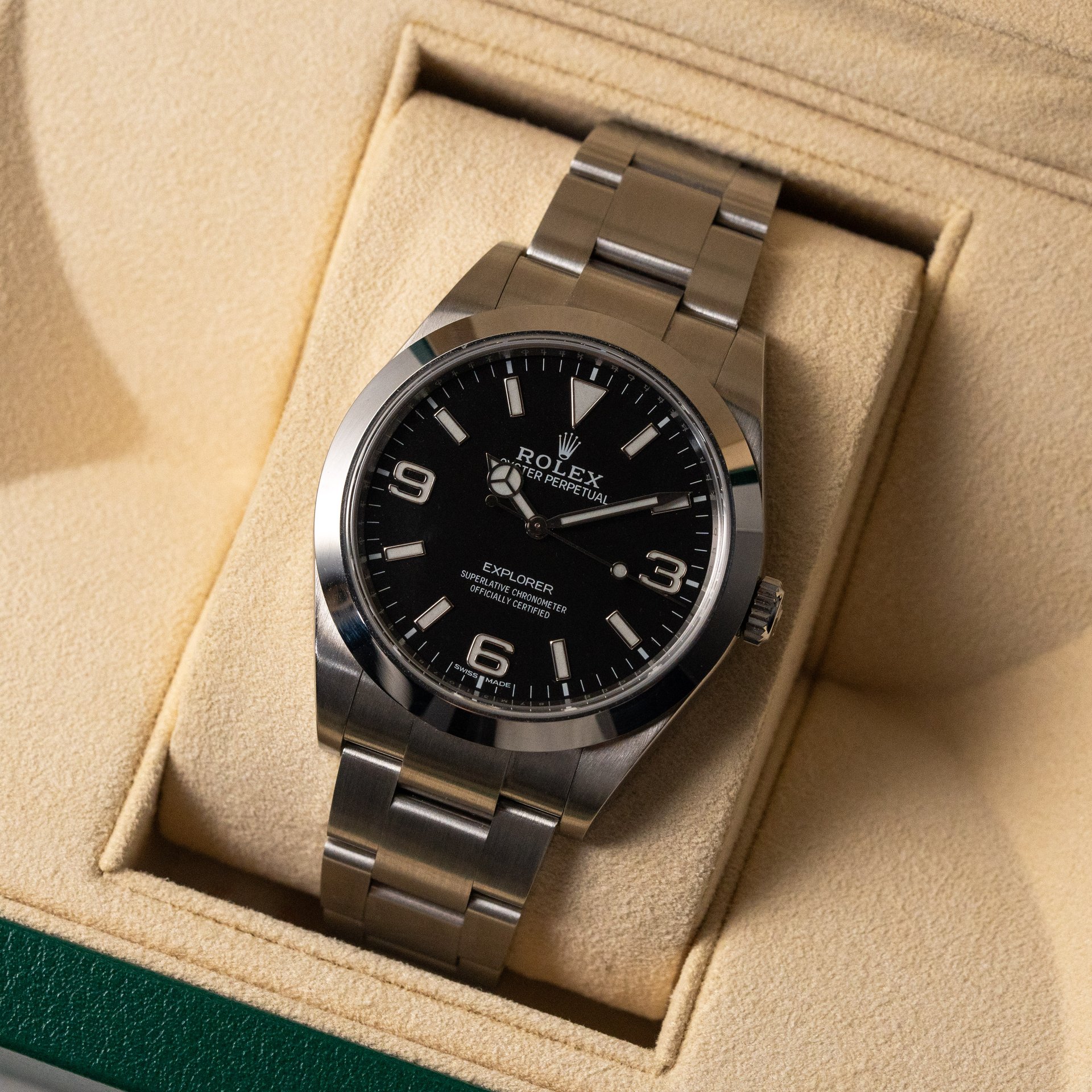 Rolex Explorer 214270-2.jpg