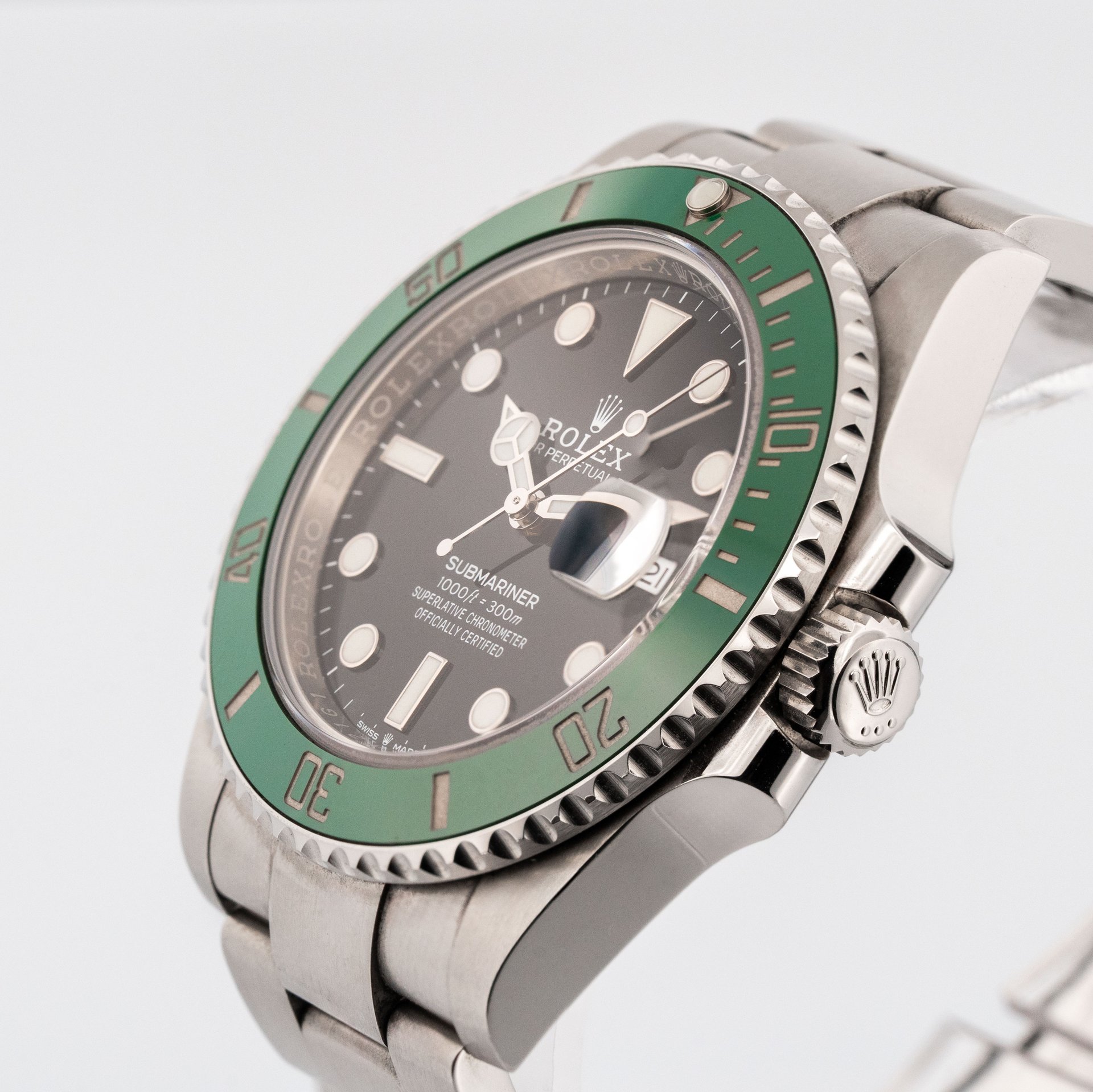 Rolex Submariner Date Oyster 126610LV-7.jpg