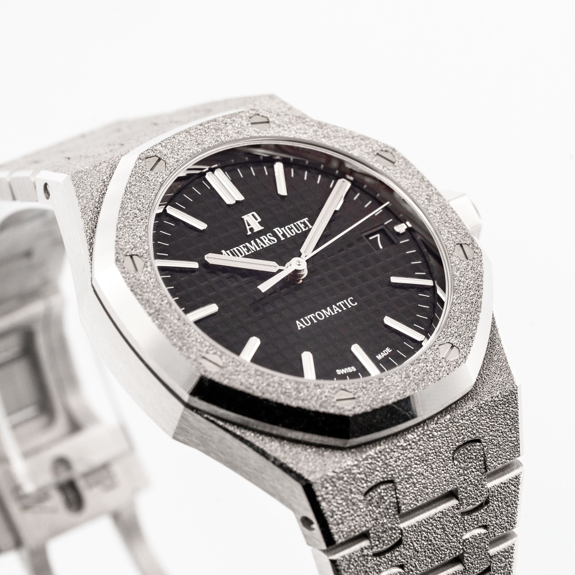 Audemars Piguet Royal Oak Frosted-3.jpg