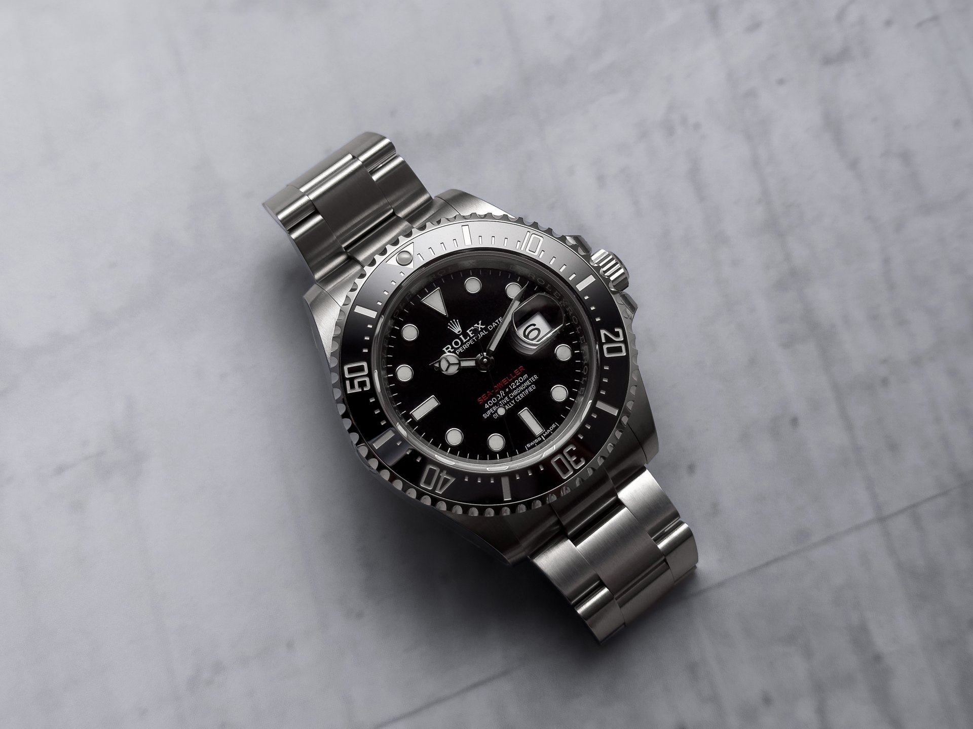 Rolex-Oyster-Perpetual-Sea-Dweller-126600-5.jpg