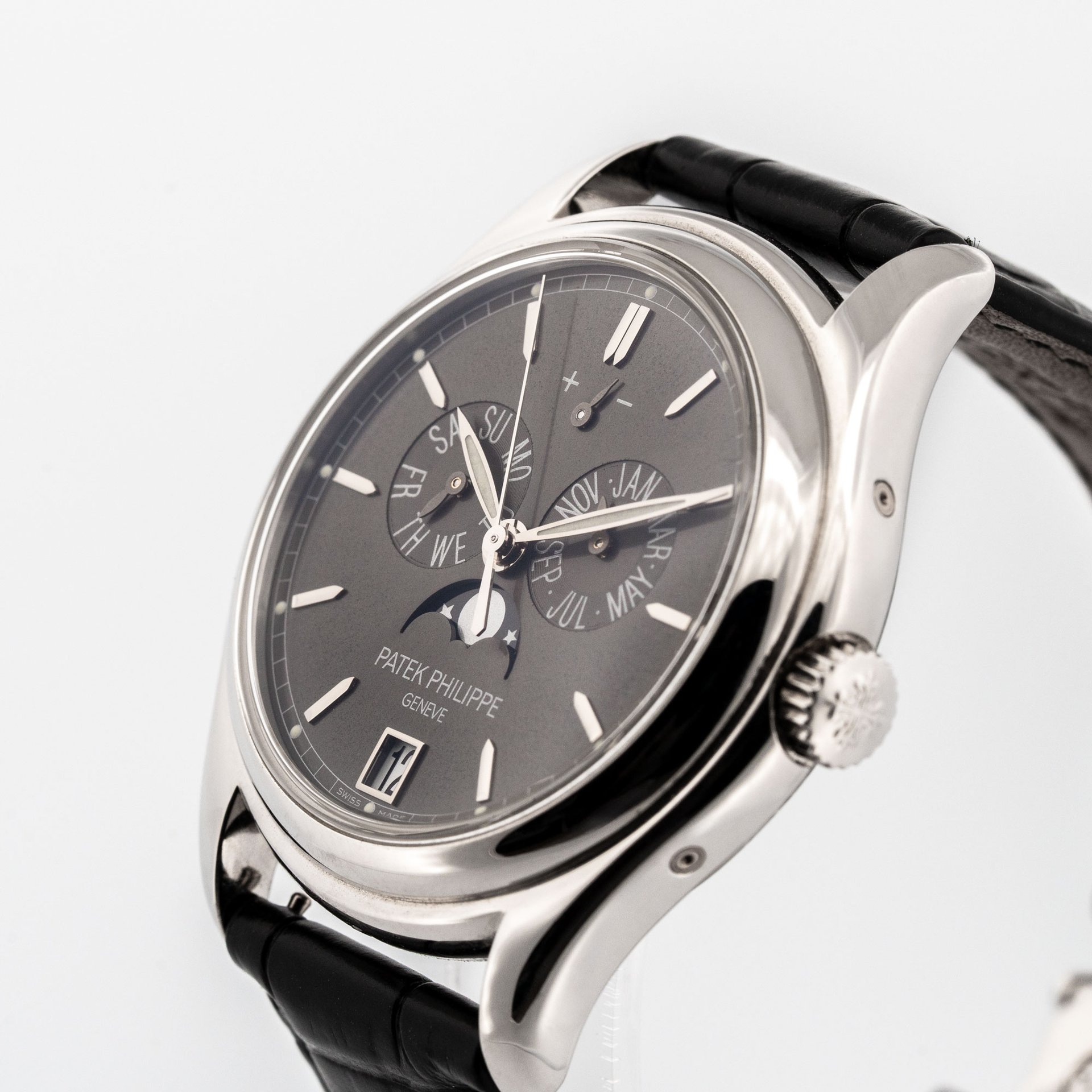 Patek Philippe Ref. 5146P-3.jpg