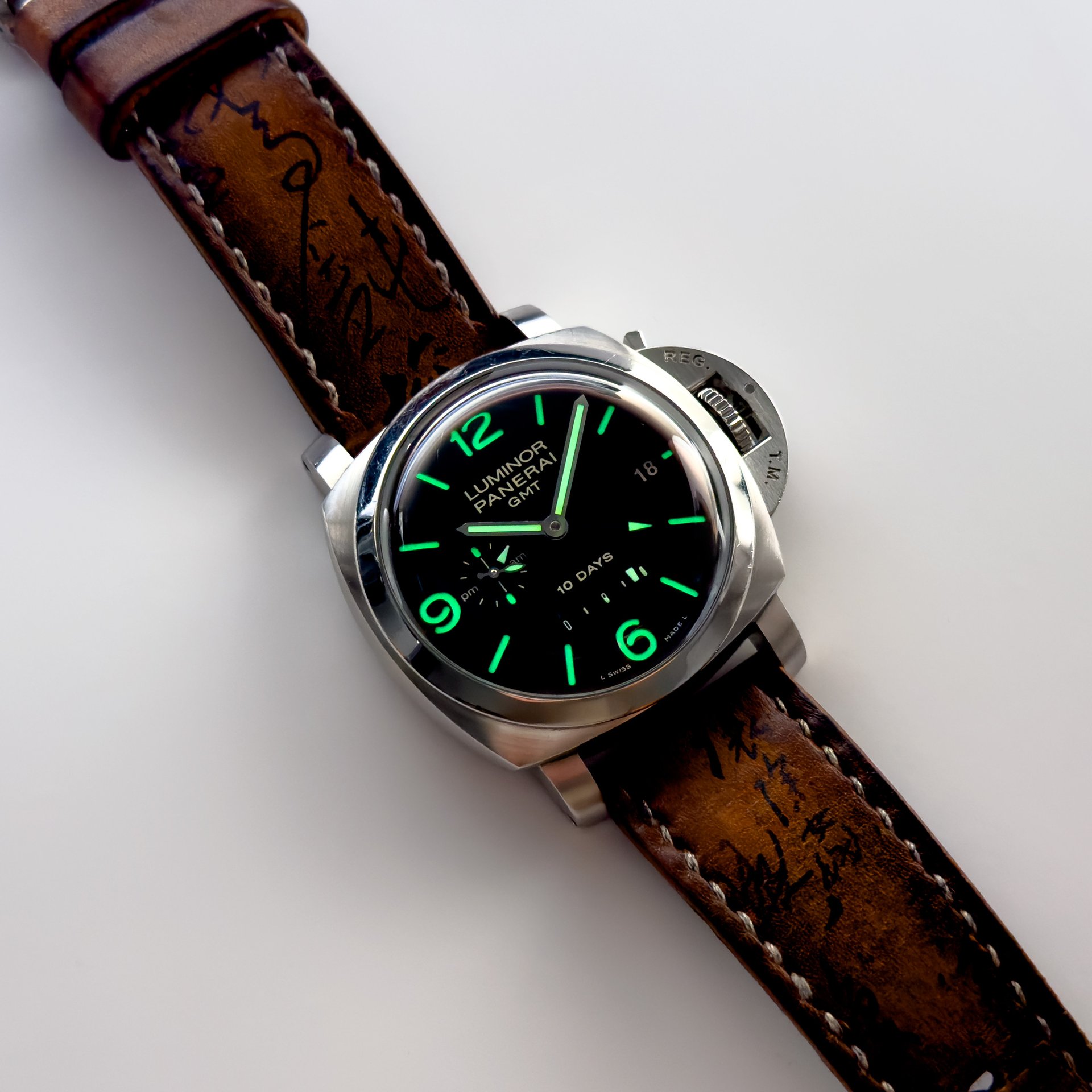 PANERAI LUMINOR GMT 10 DAYS-7.jpg