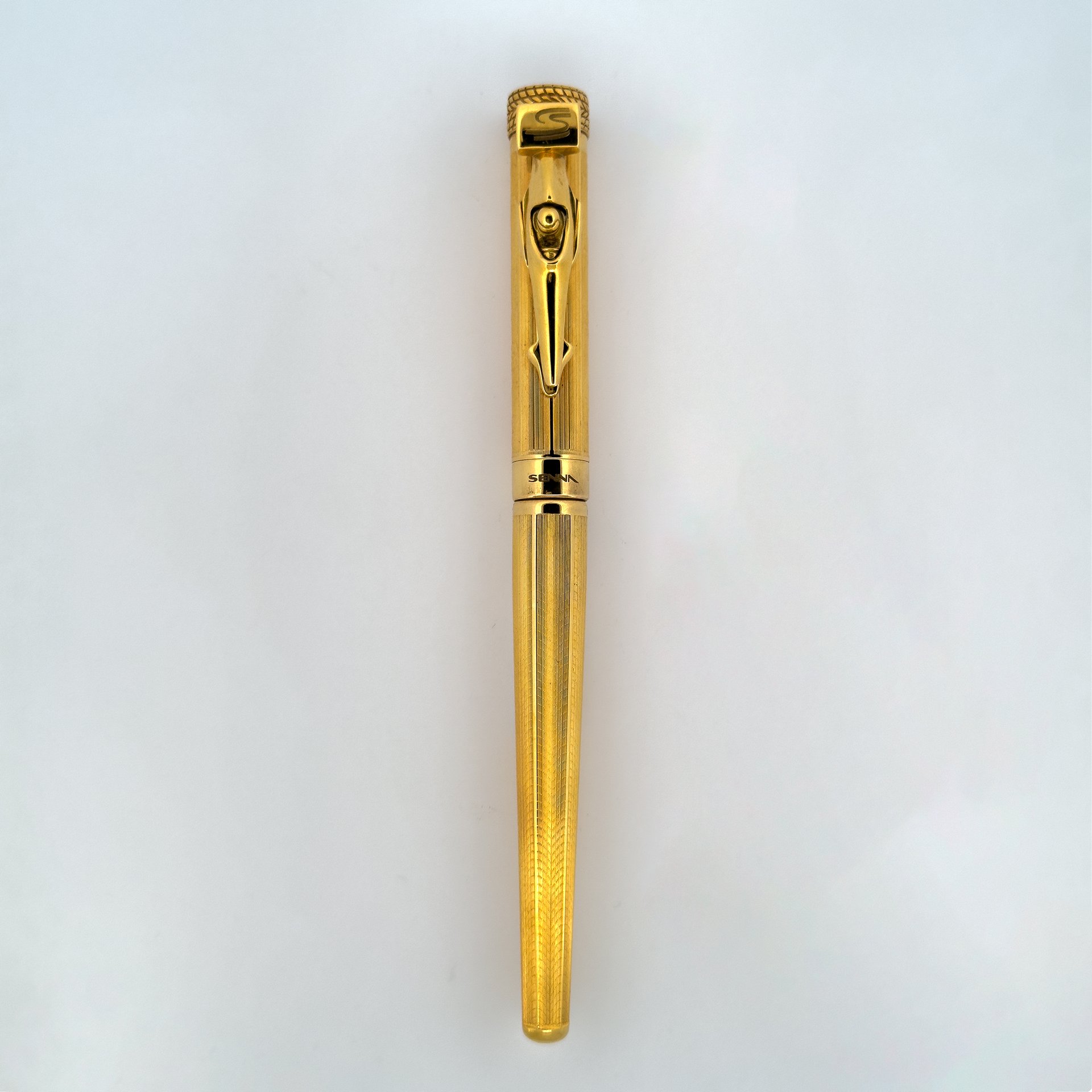 1-Montegrappa Tribute to Ayrton Senna Fountain Pen Gold-2.jpg