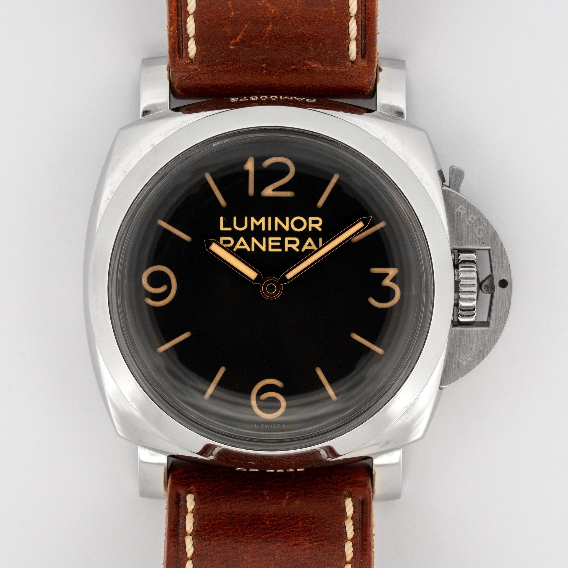 Panerai Luminor PAM00372-1.jpg