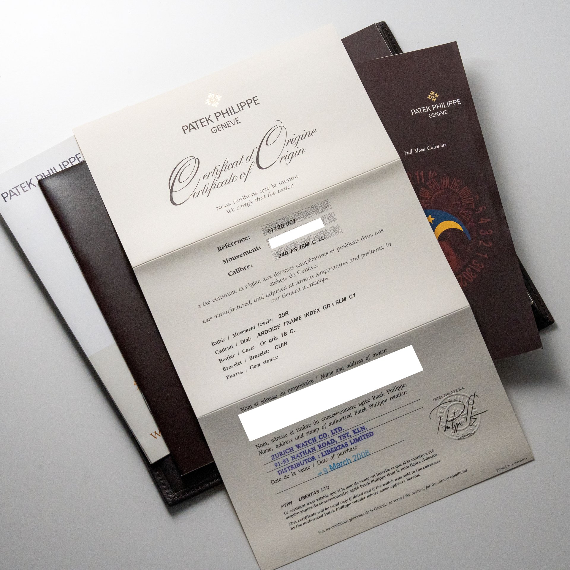 Patek Philippe Nautilus Ref. 5712G-001-11.jpg