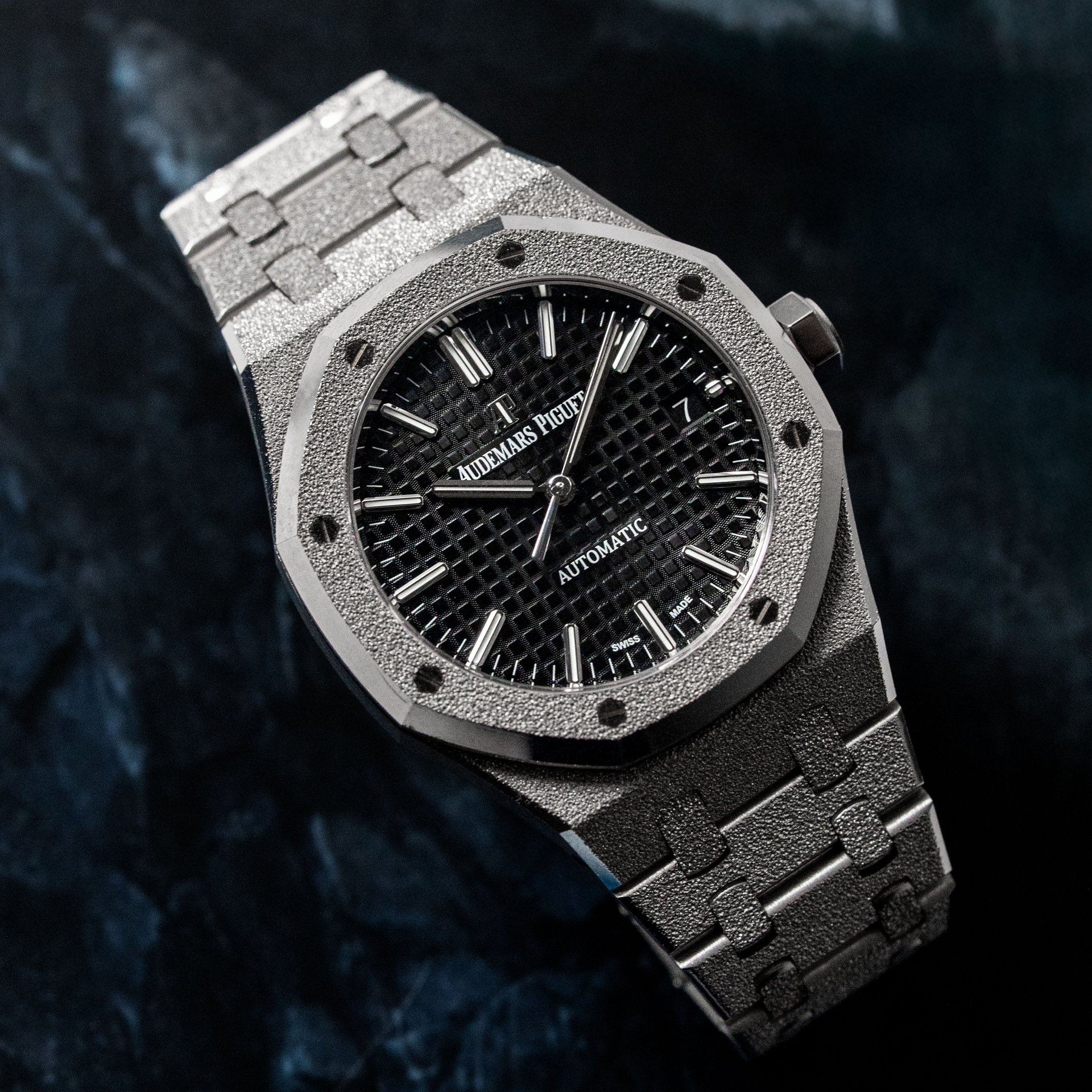 Audemars Piguet Royal Oak Frosted-9.jpg