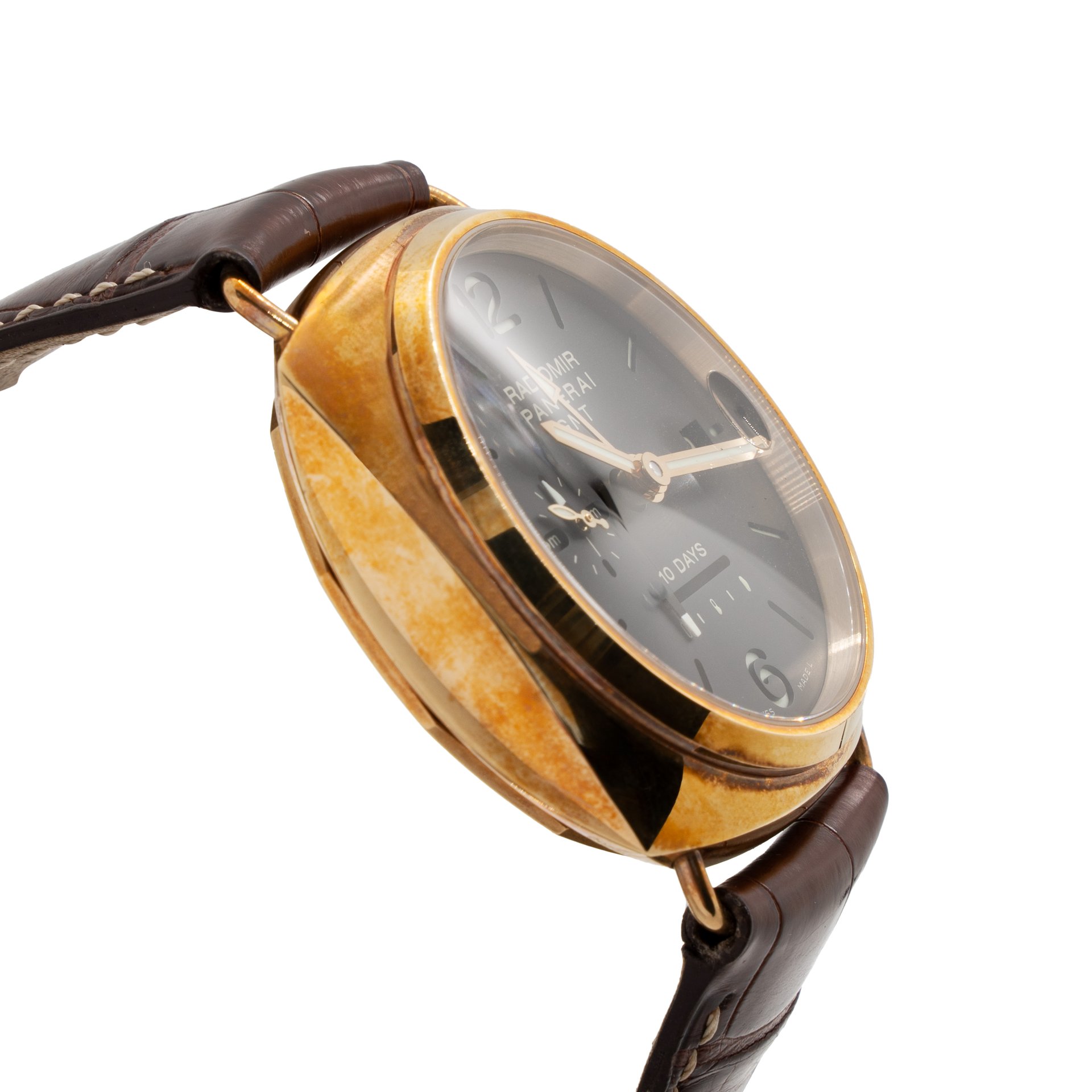 33-Paneria-Black-Seal-GMT-10-Days-Gold-4.jpg
